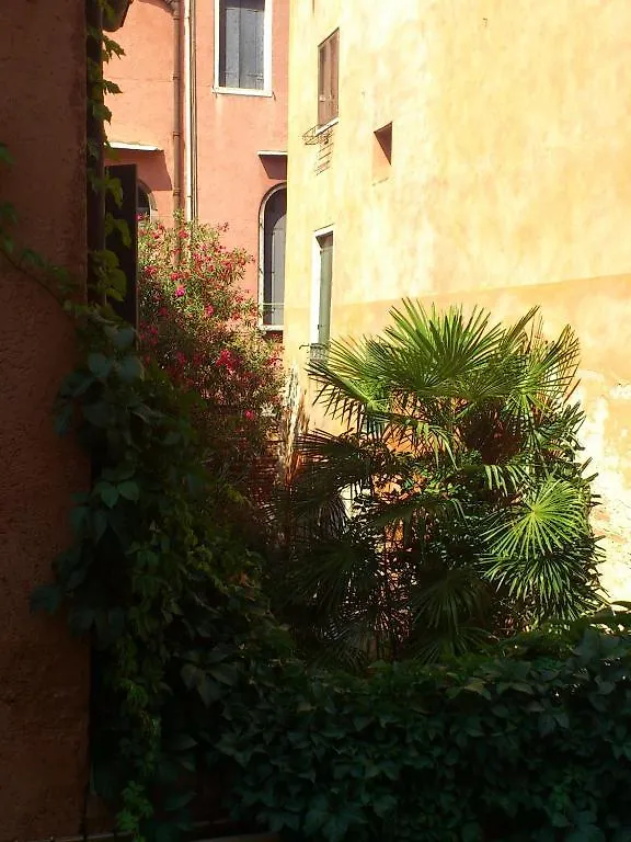 Bed & Breakfast B&B San Paolo Venice Italy